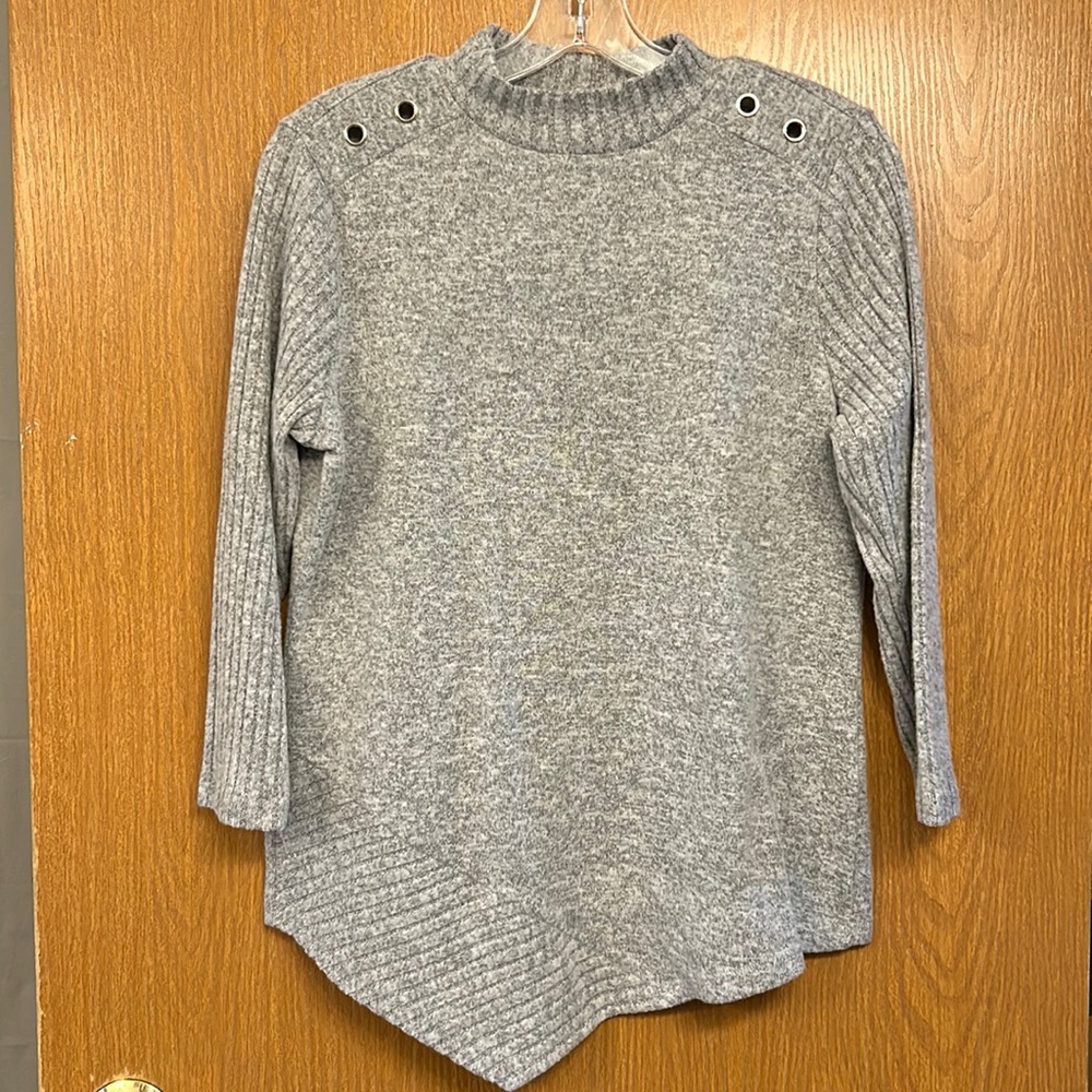 Grey sweater